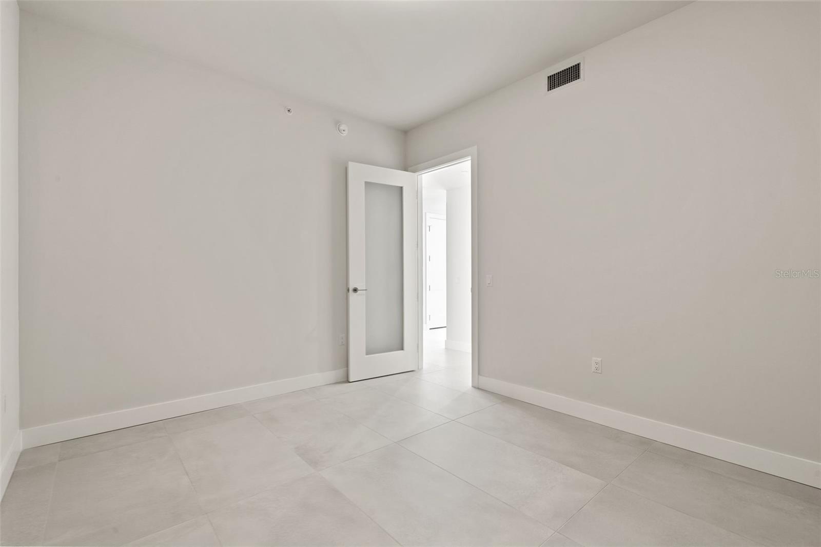 SALTAIRE ST PETERSBURG - Residential