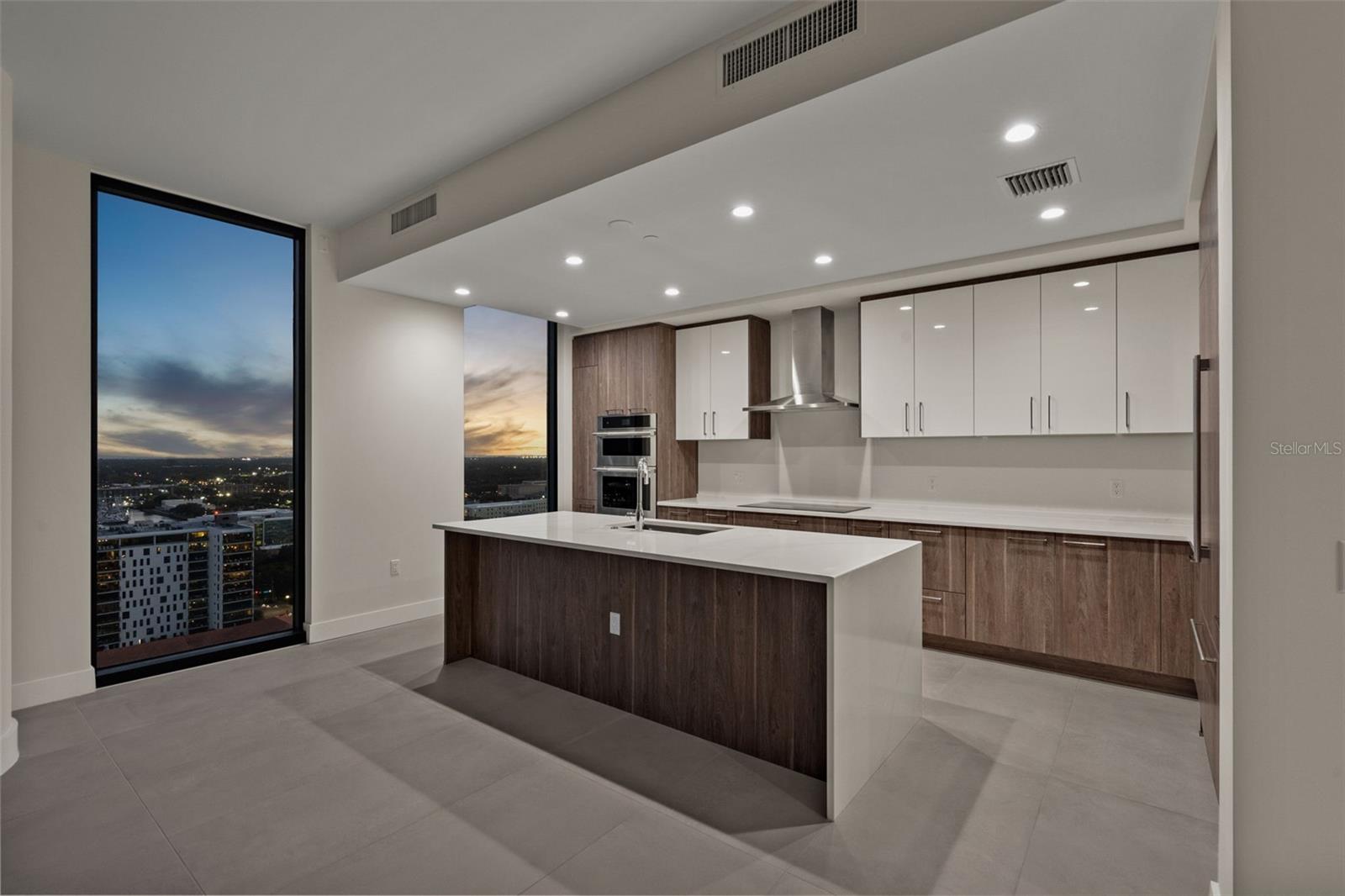 SALTAIRE ST PETERSBURG - Residential