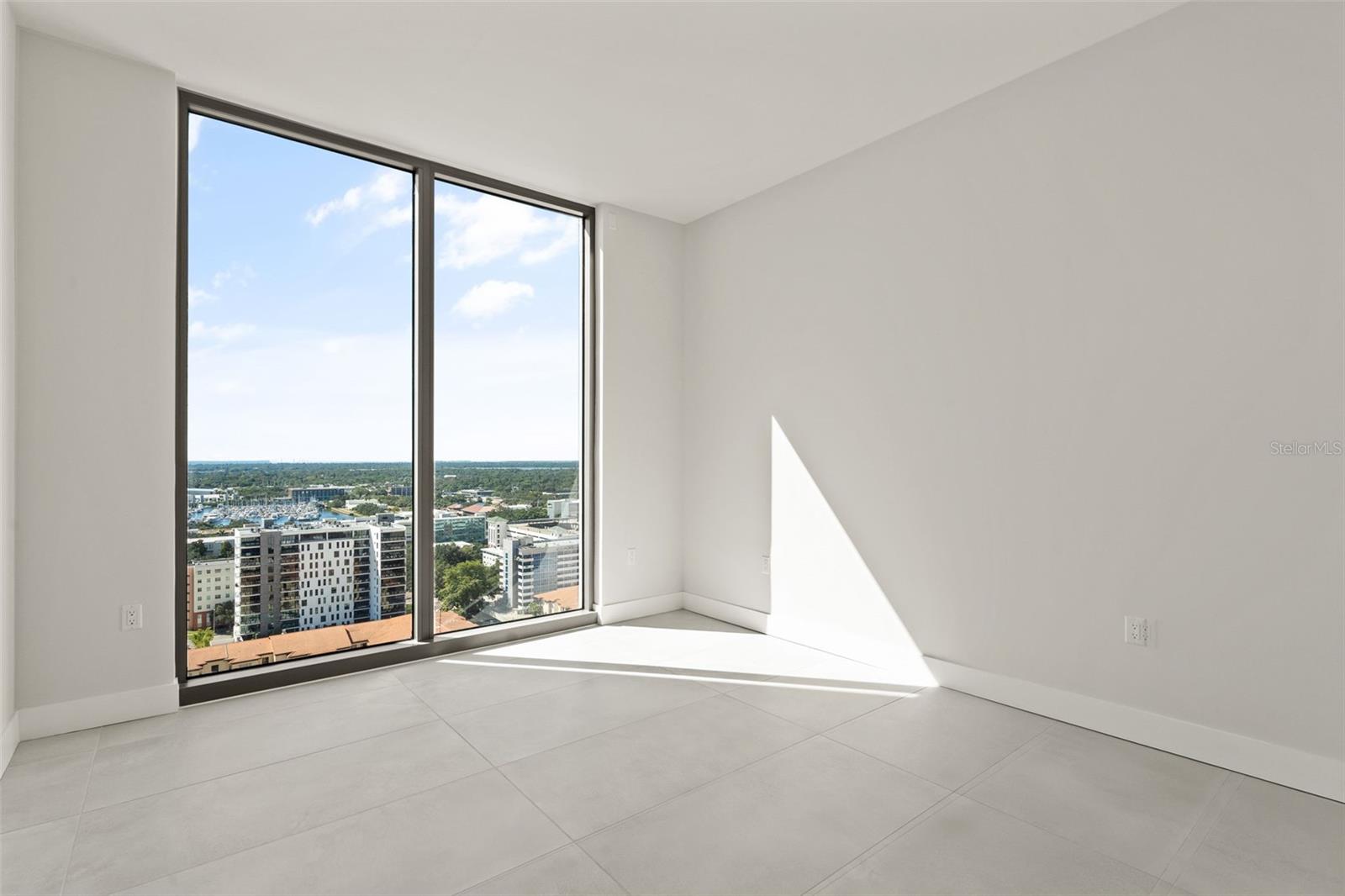 SALTAIRE ST PETERSBURG - Residential