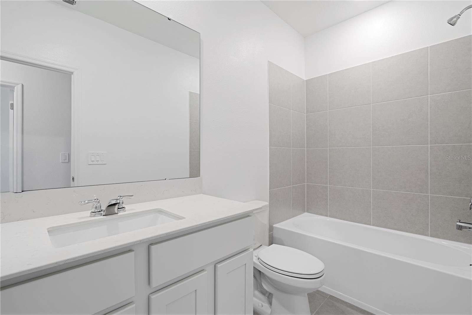 BRENTWOOD TH - Residential Lease