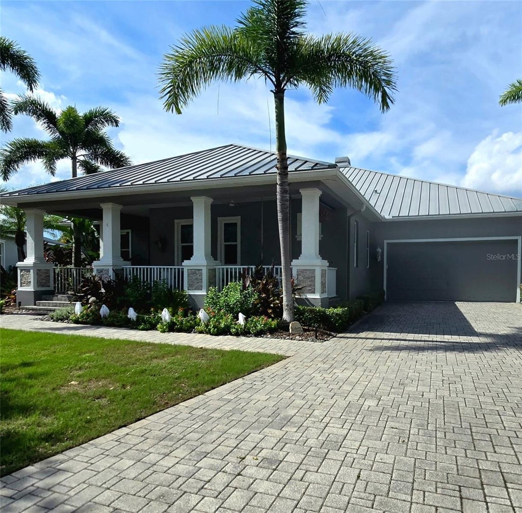 Photo of 507 Beacon Sound Way, Apollo Beach, FL 33572 (MLS # TB8561334)
