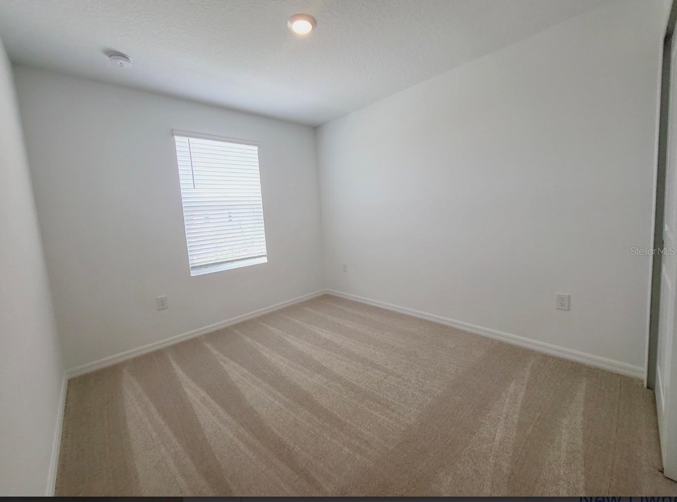 THE TOWNHOMES AT ANTHEM PARK - Residential Lease