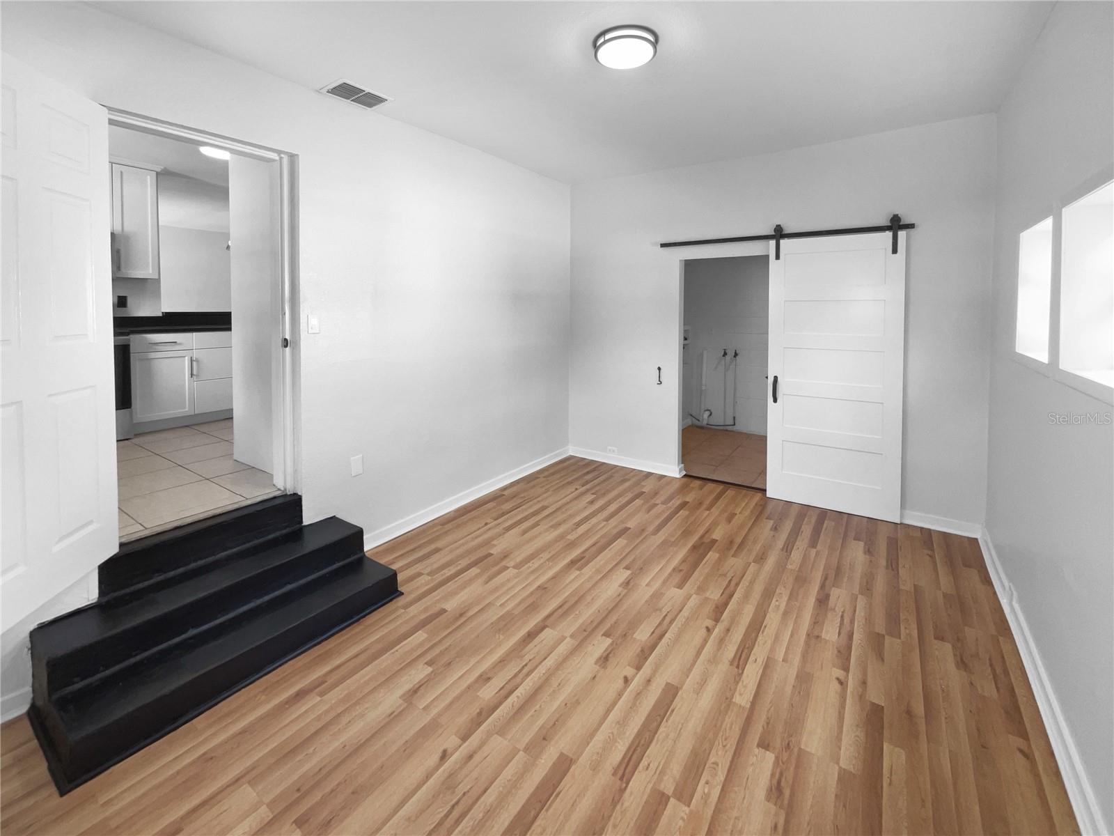 ALBERT LEE RIDGE FIRST ADD - Residential