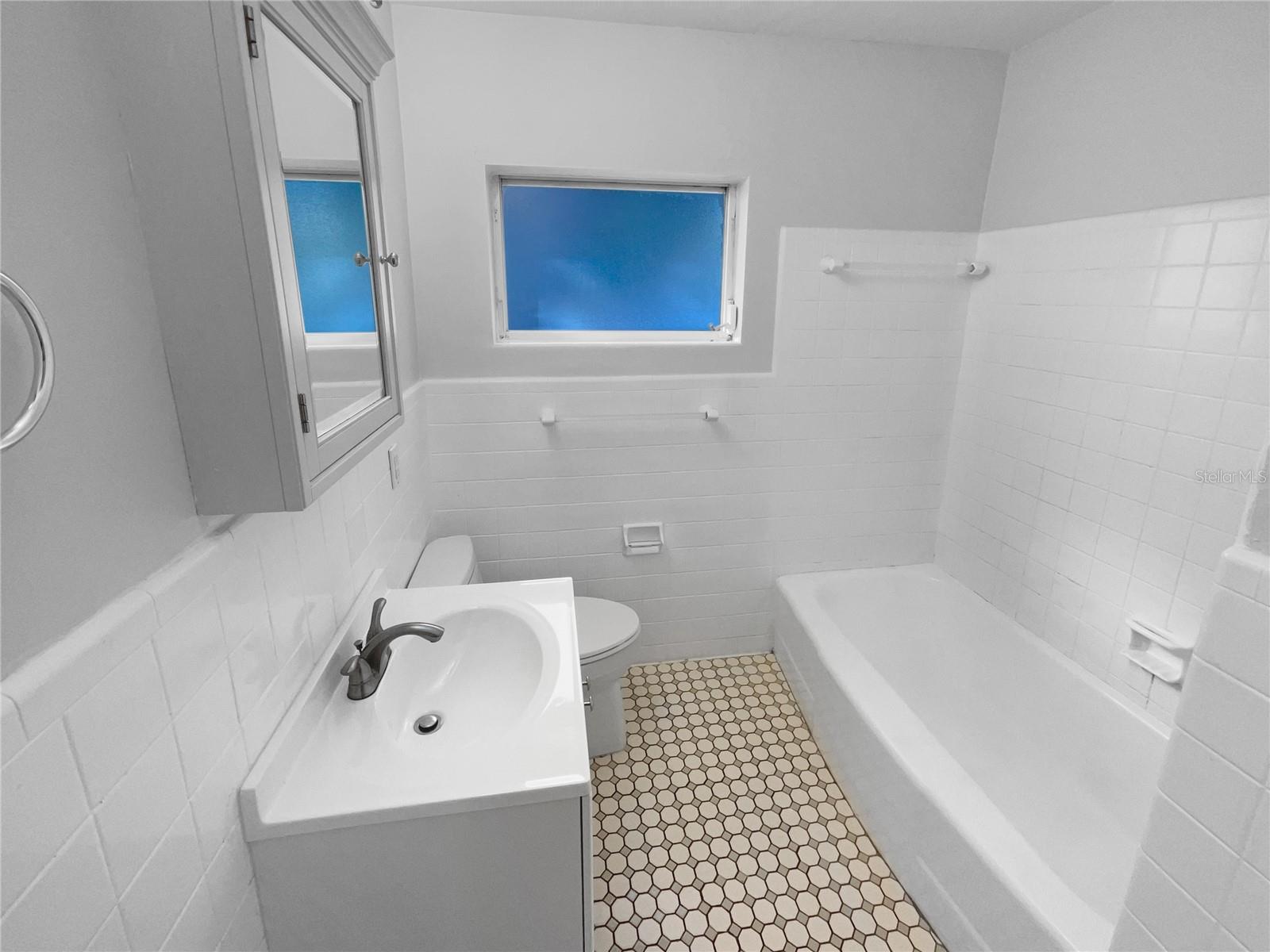 ALBERT LEE RIDGE FIRST ADD - Residential