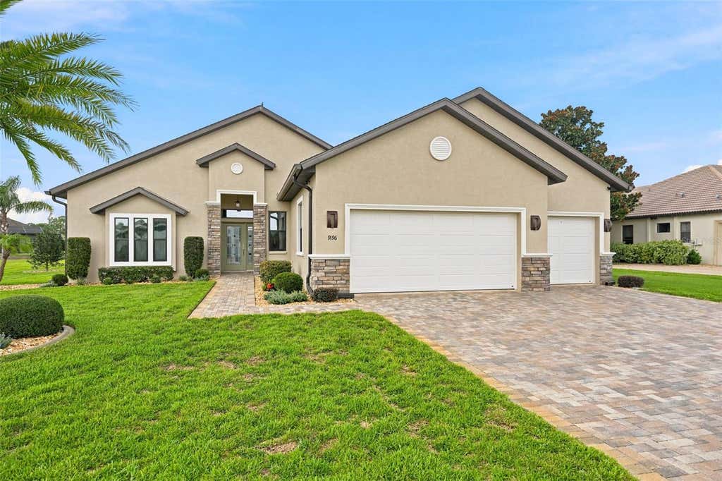 Photo of 9196 Palm Beach Drive, Brooksville, FL 34613 (MLS # W7887629)