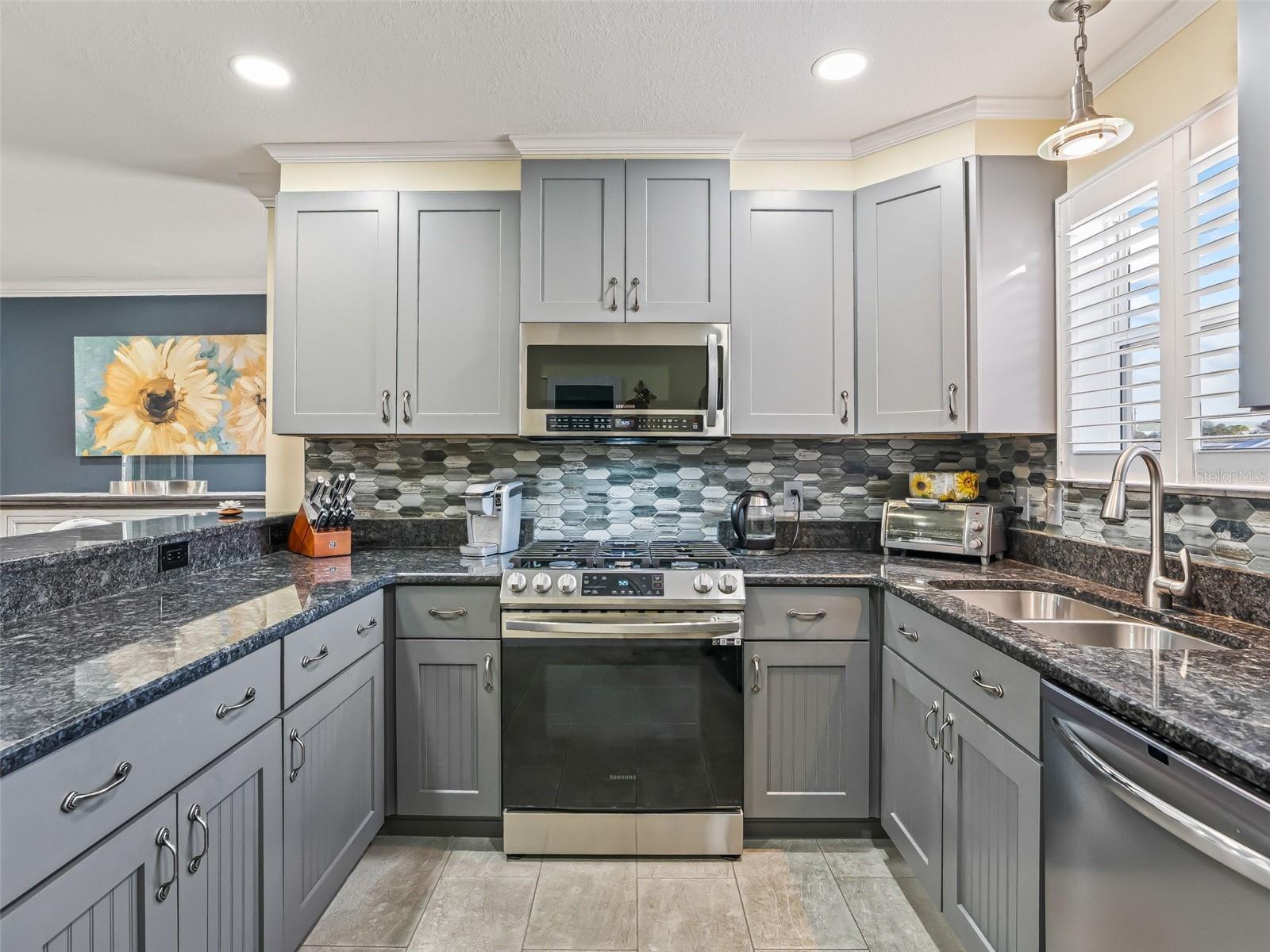 1106 BERKSHIRE PLACE