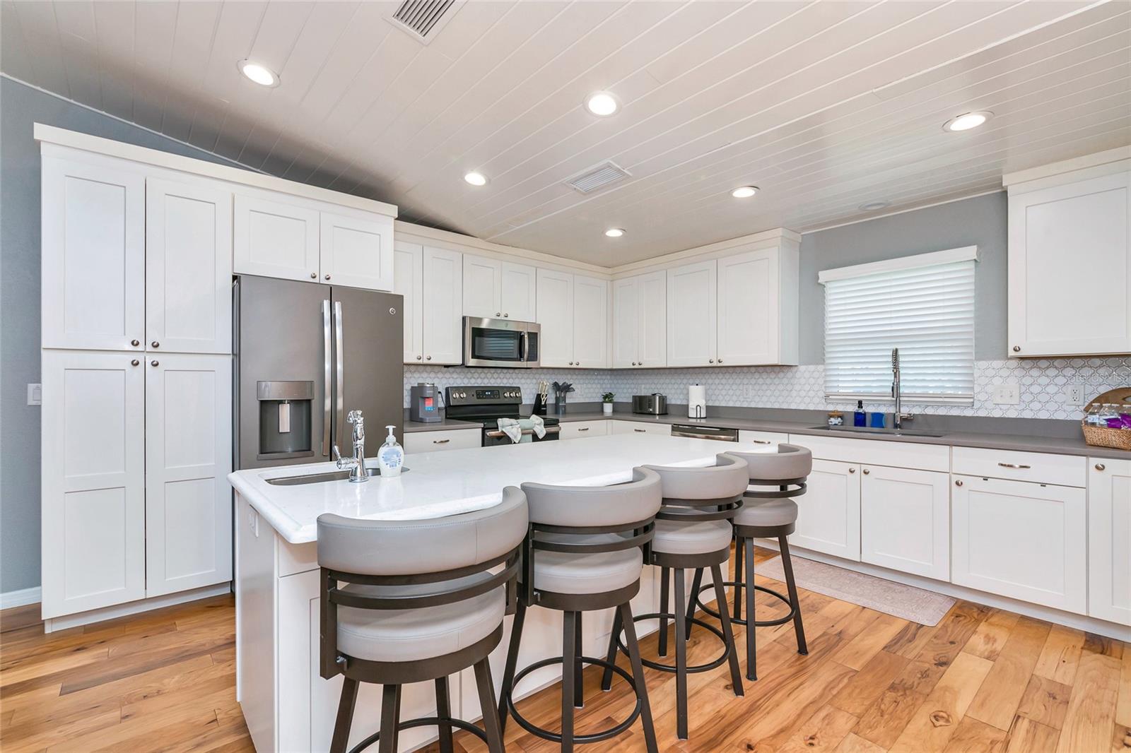 WOODPINE LAKE - Residential