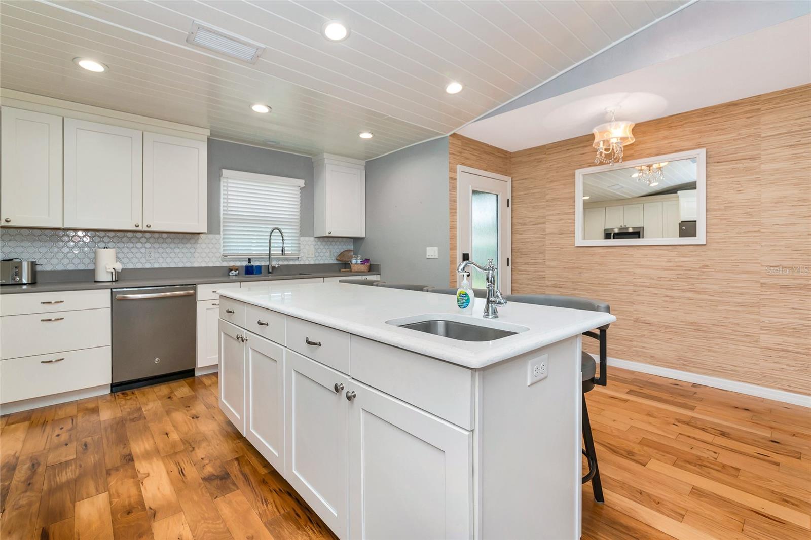 WOODPINE LAKE - Residential