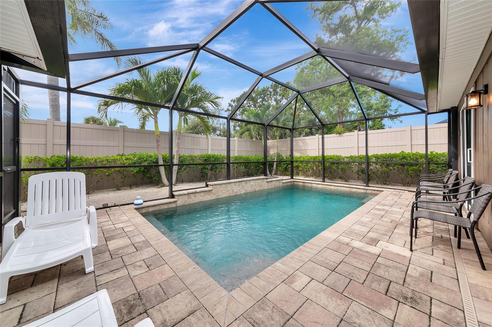 WOODPINE LAKE - Residential