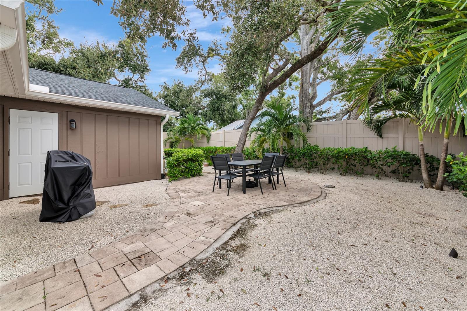 WOODPINE LAKE - Residential