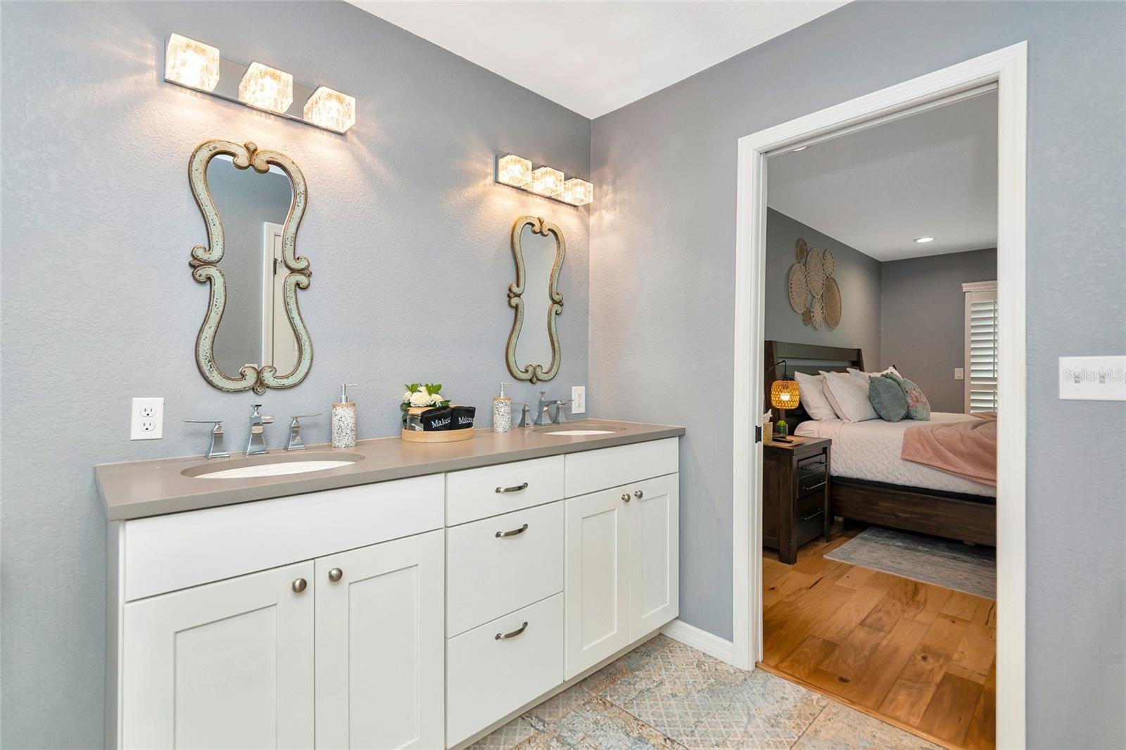 WOODPINE LAKE - Residential