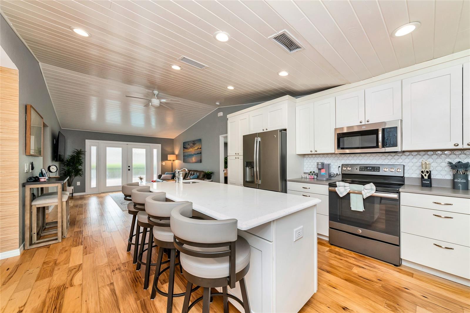 WOODPINE LAKE - Residential