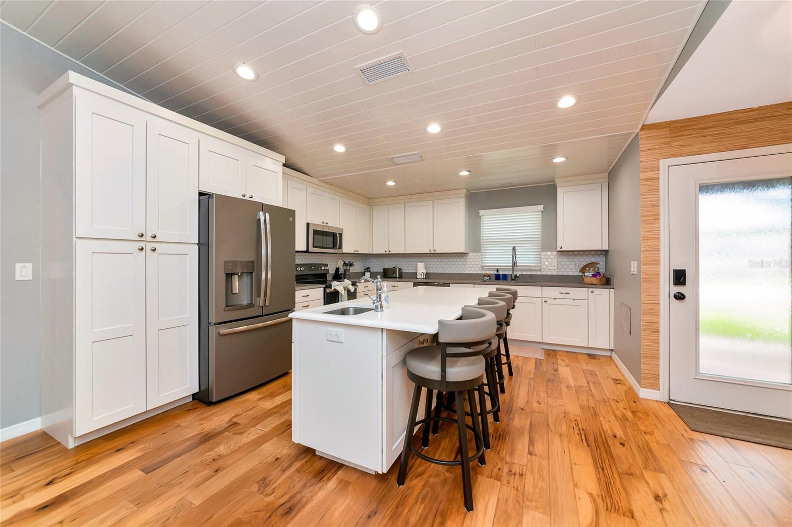 WOODPINE LAKE - Residential