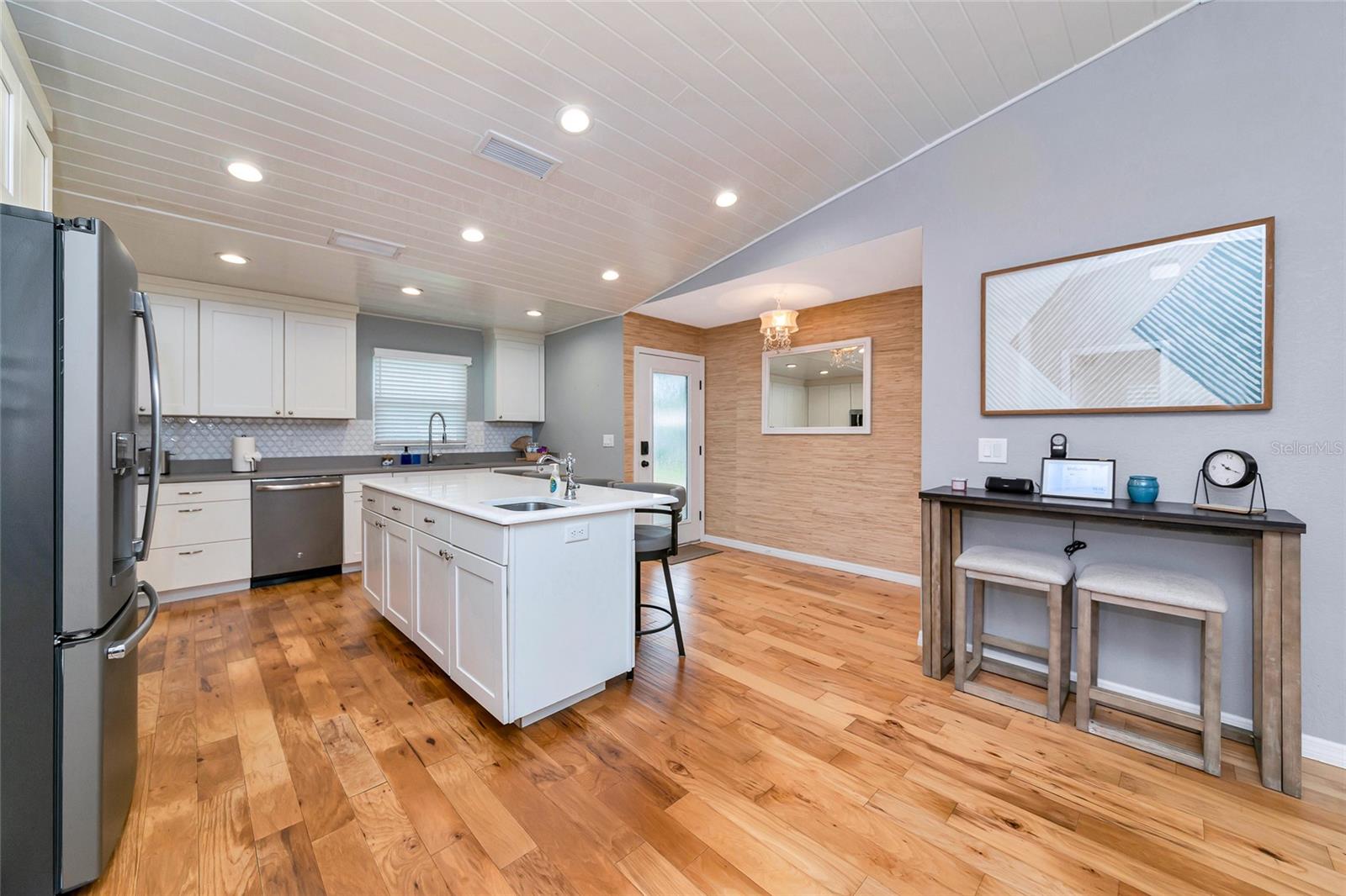 WOODPINE LAKE - Residential