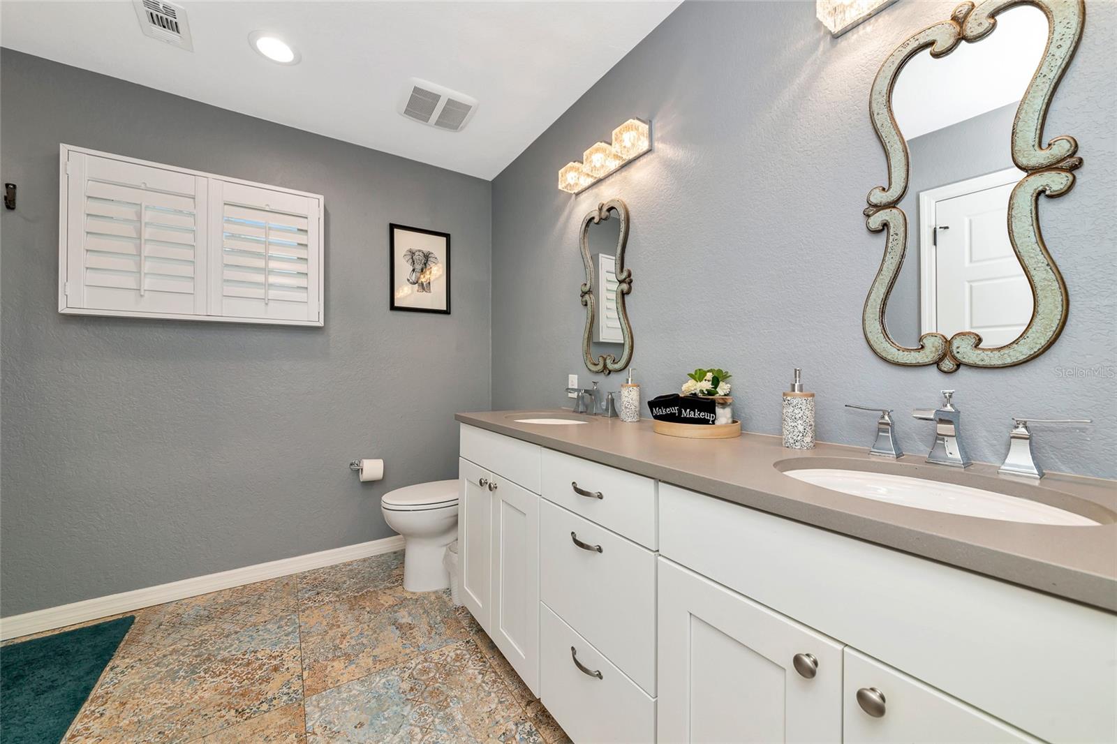 WOODPINE LAKE - Residential