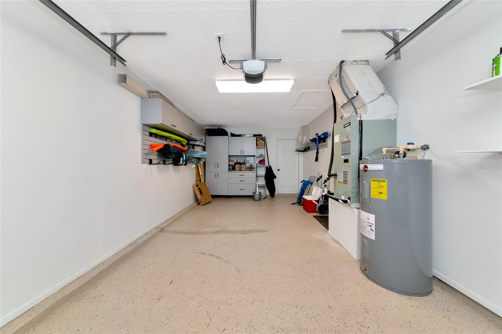 WOODPINE LAKE - Residential