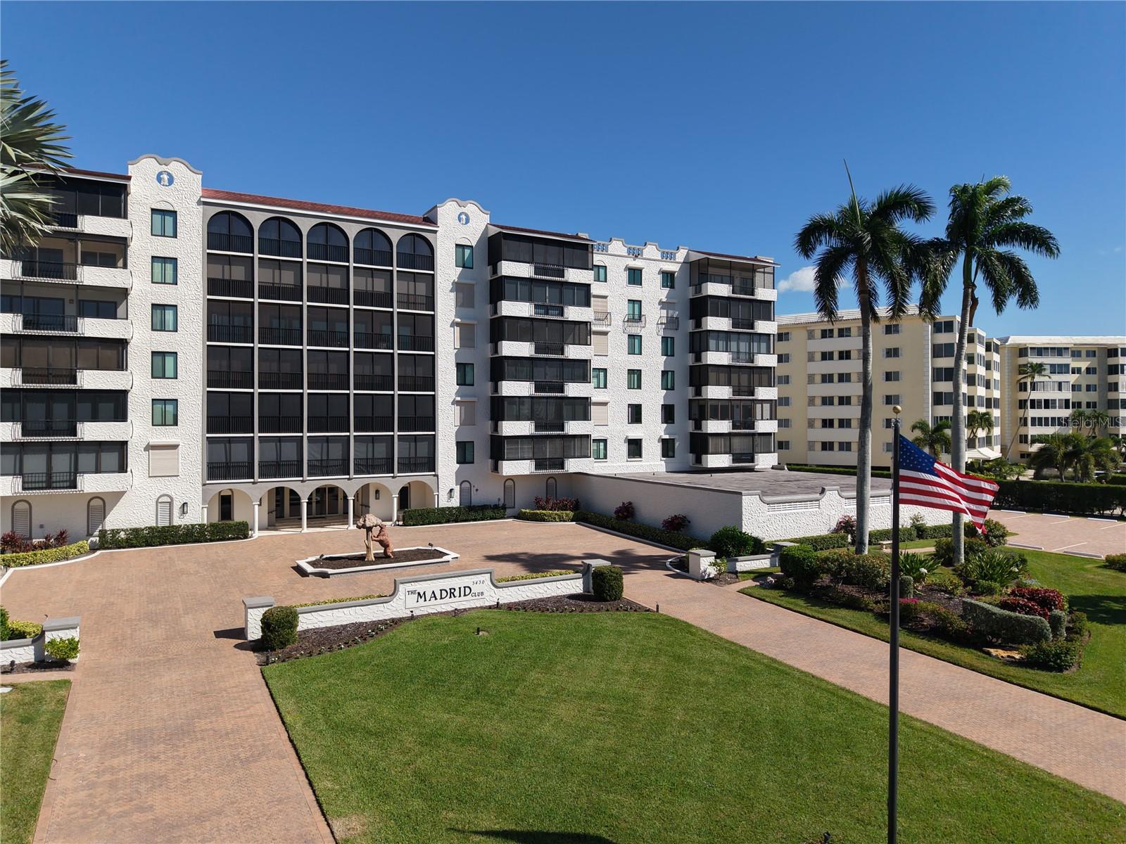 MADRID CLUB, THE - Residential