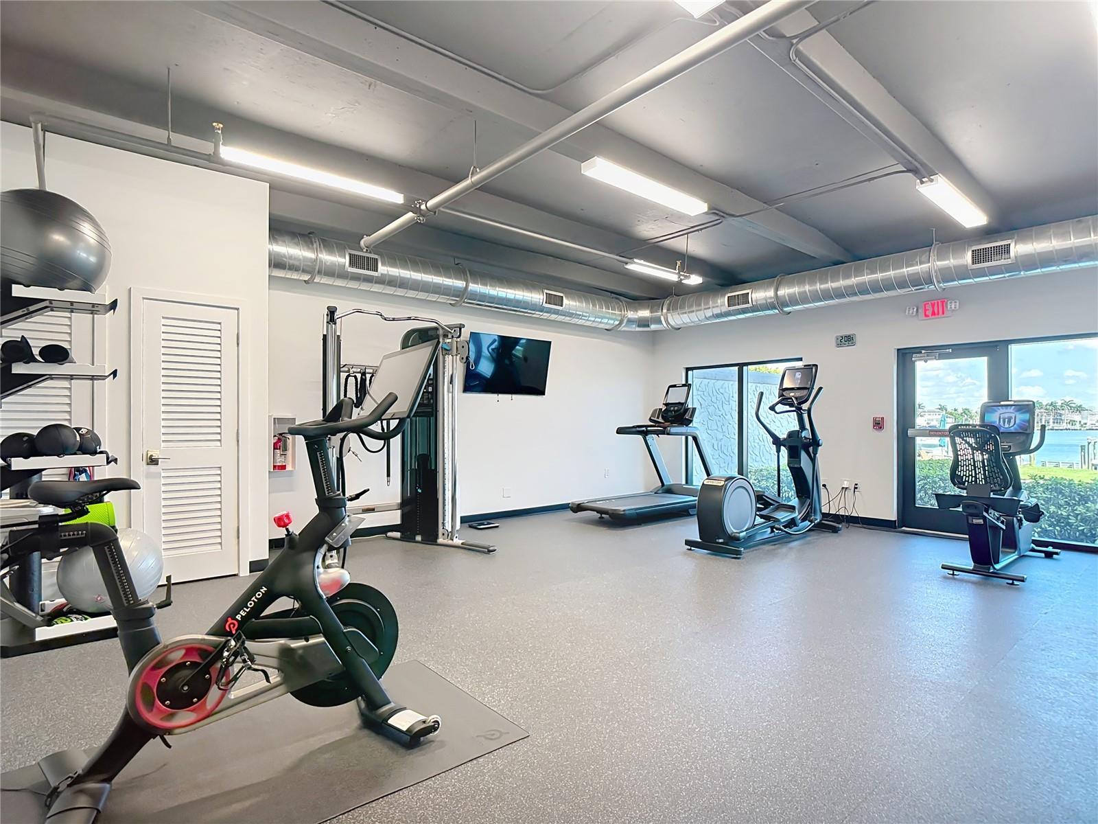 MADRID CLUB, THE - Residential