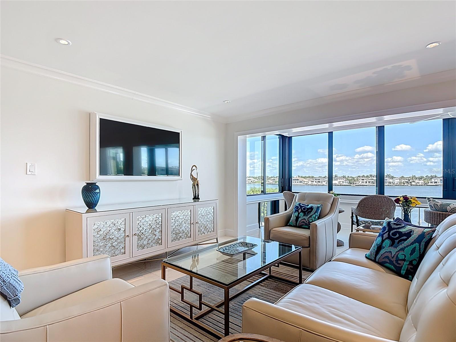 MADRID CLUB, THE - Residential