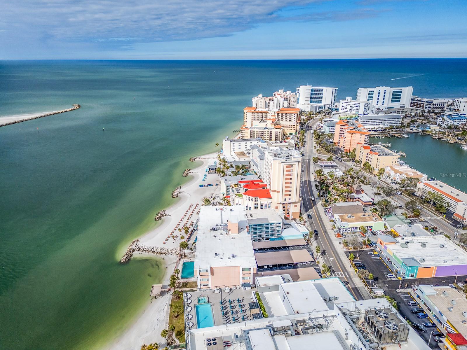 CONTINENTAL TOWERS INC CONDO - Residential Lease