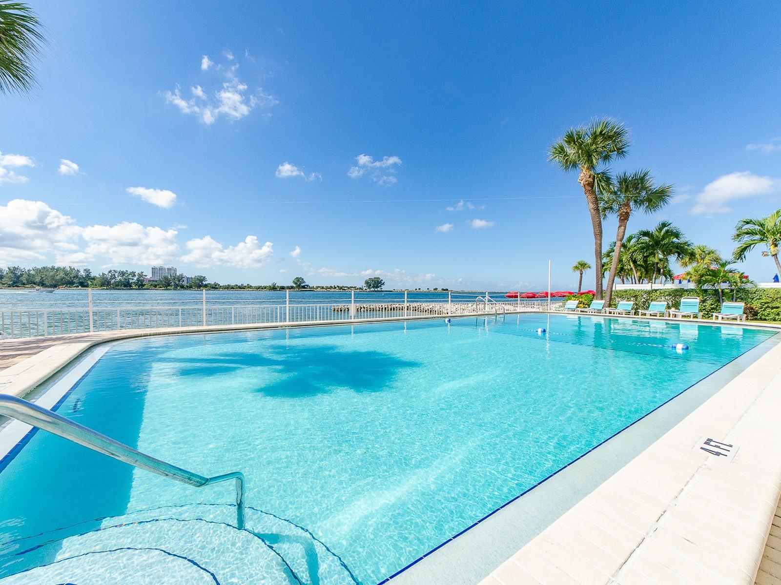 CONTINENTAL TOWERS INC CONDO - Residential Lease