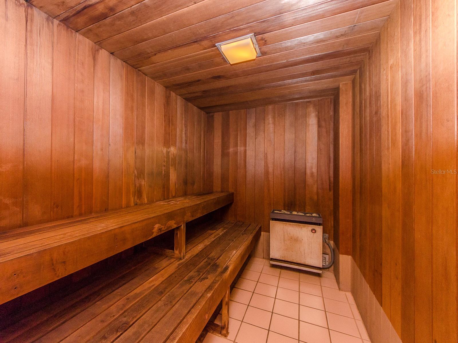 CONTINENTAL TOWERS INC CONDO - Residential Lease