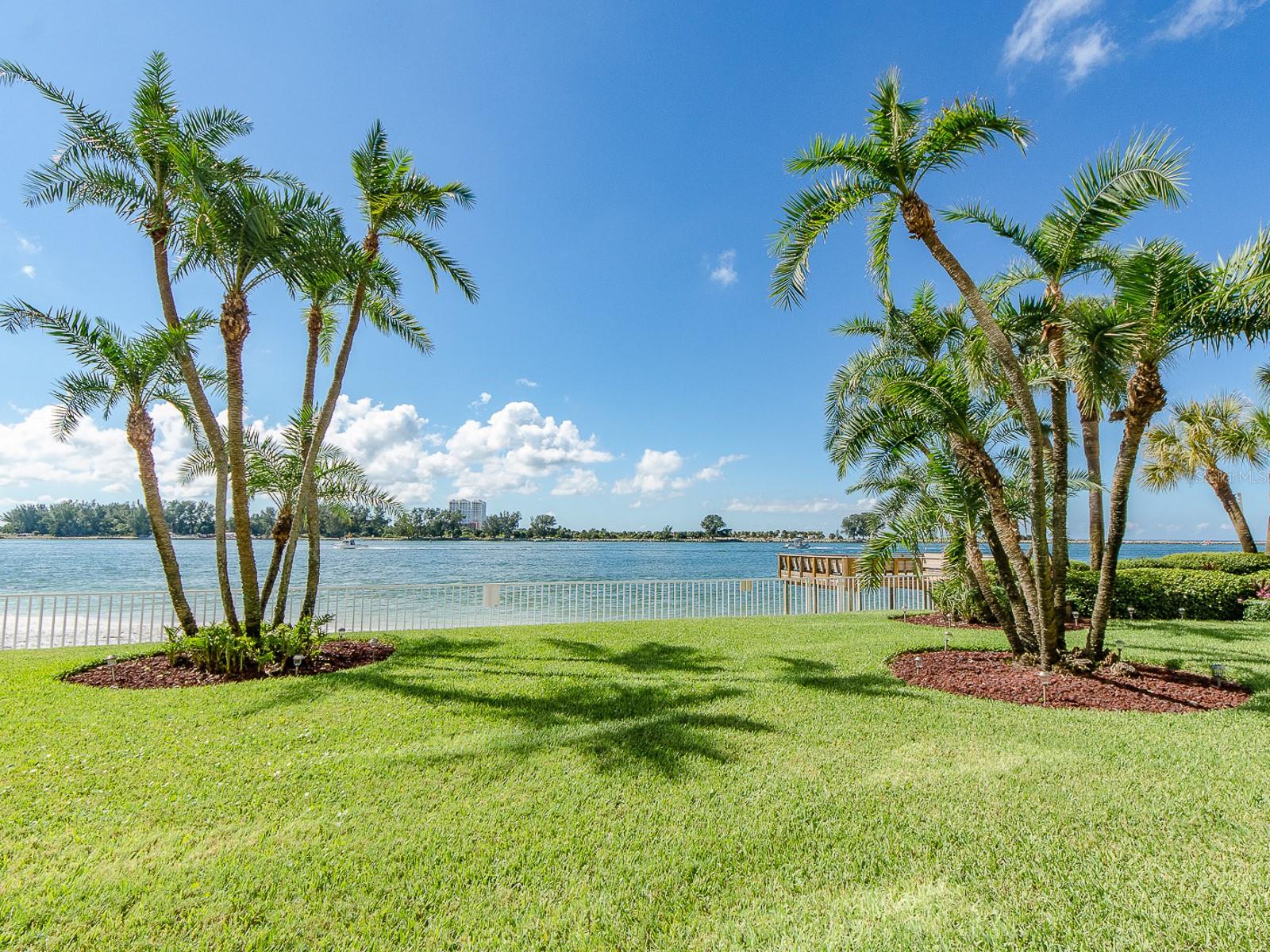 CONTINENTAL TOWERS INC CONDO - Residential Lease