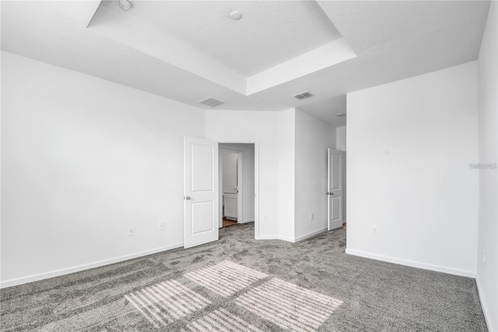 TRACT X - Residential Lease