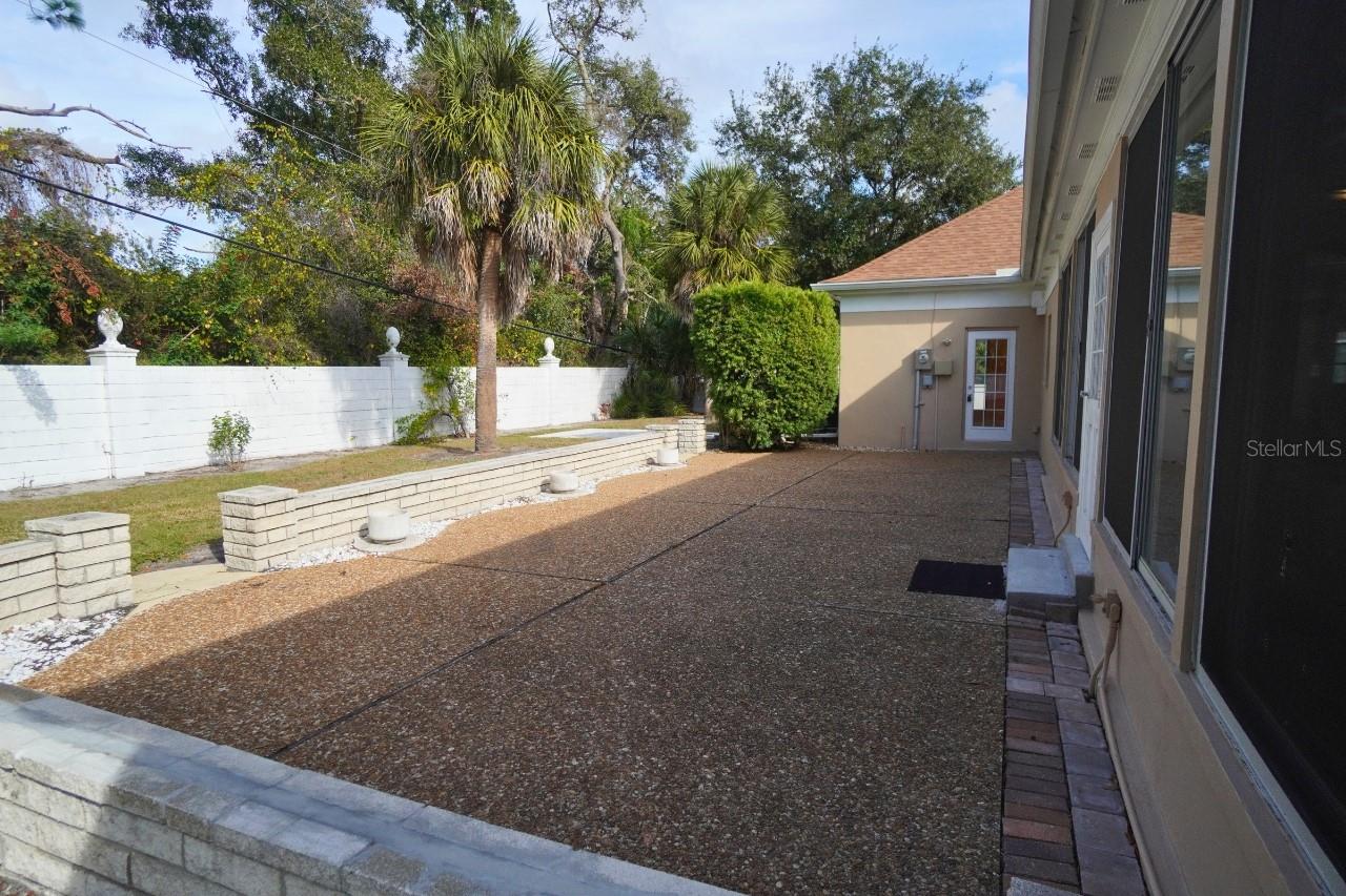 ENGLEWOOD GOLF COURSE - Residential