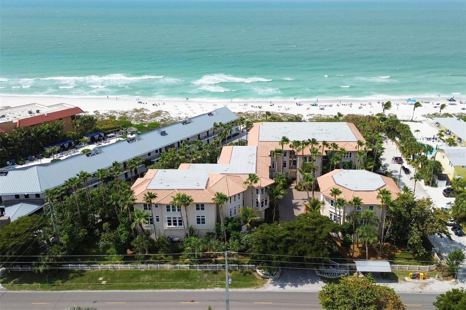 LPLAGE, A CONDO - Residential