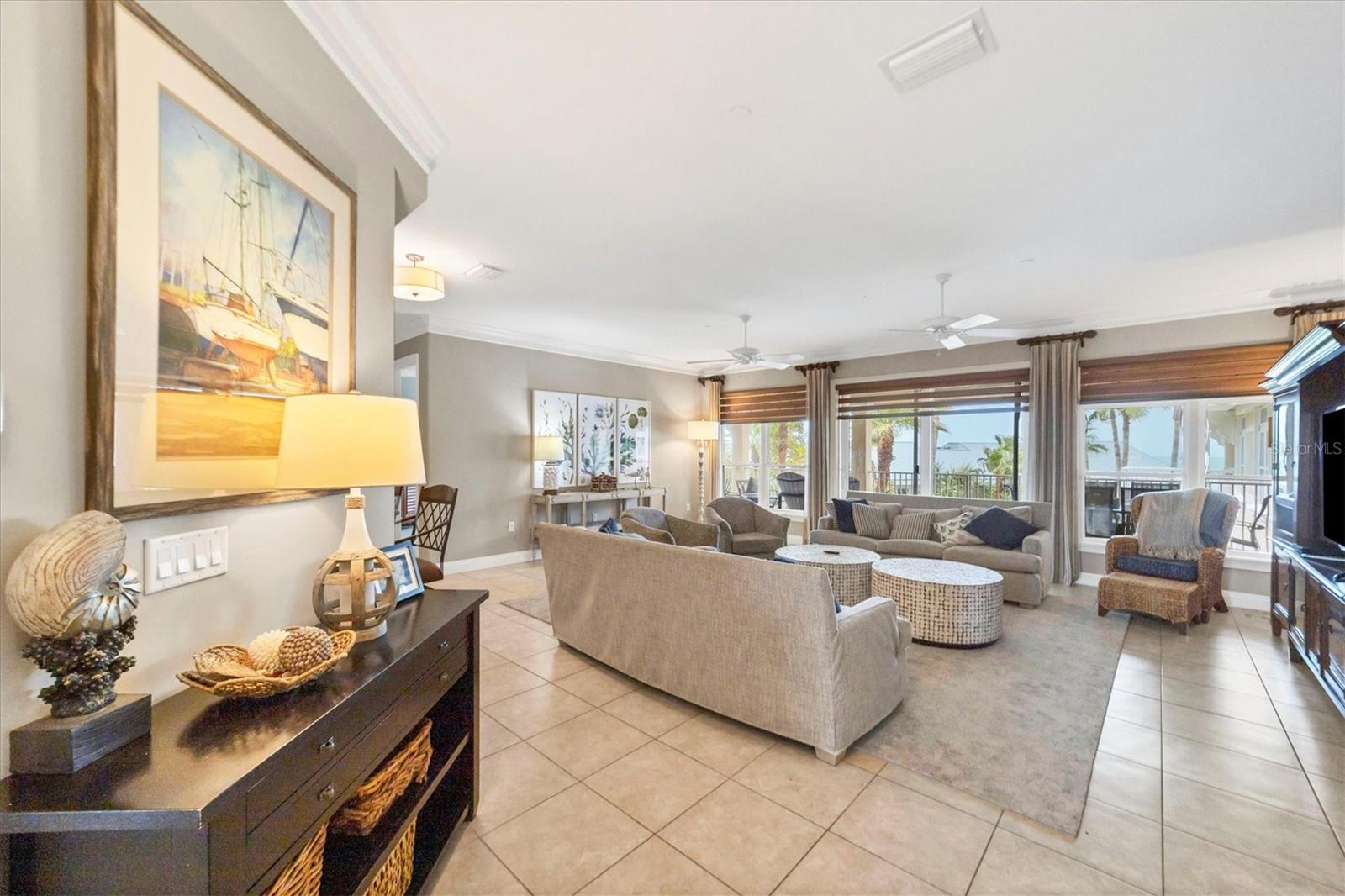 LPLAGE, A CONDO - Residential