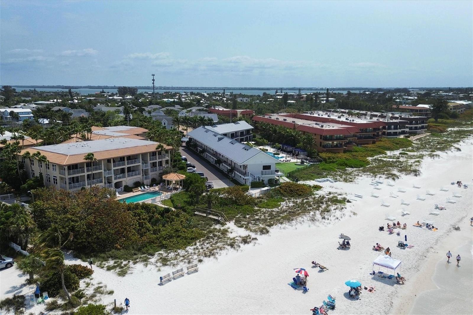 LPLAGE, A CONDO - Residential