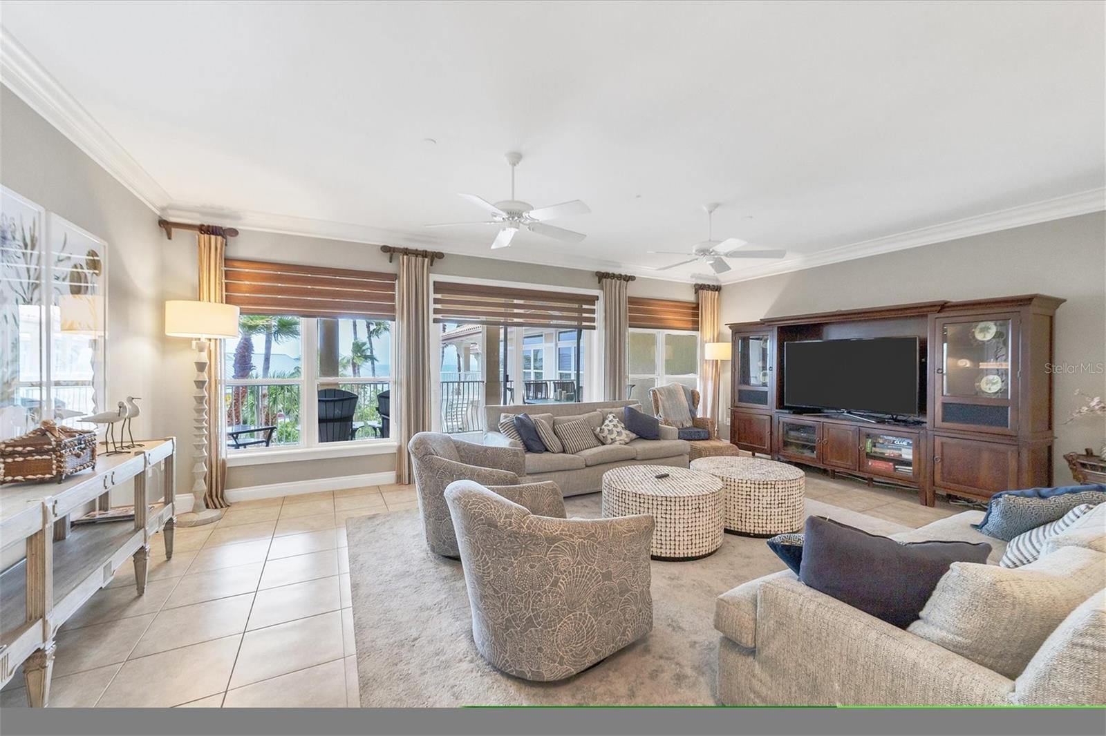 LPLAGE, A CONDO - Residential