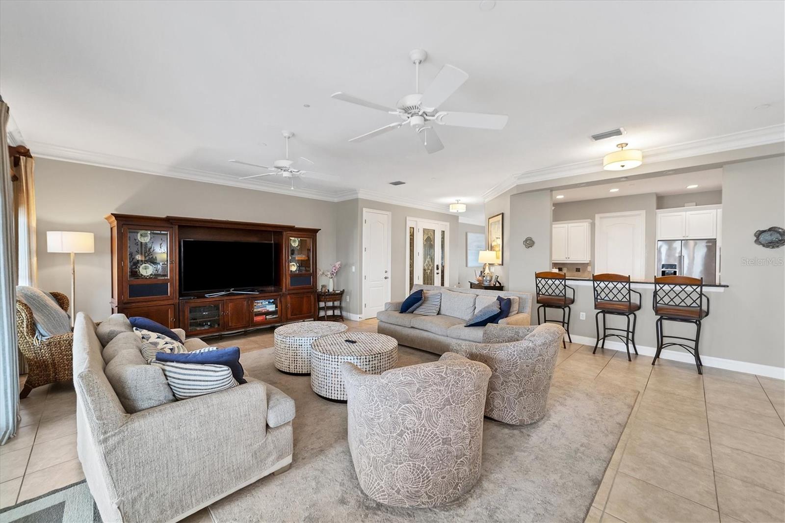 LPLAGE, A CONDO - Residential