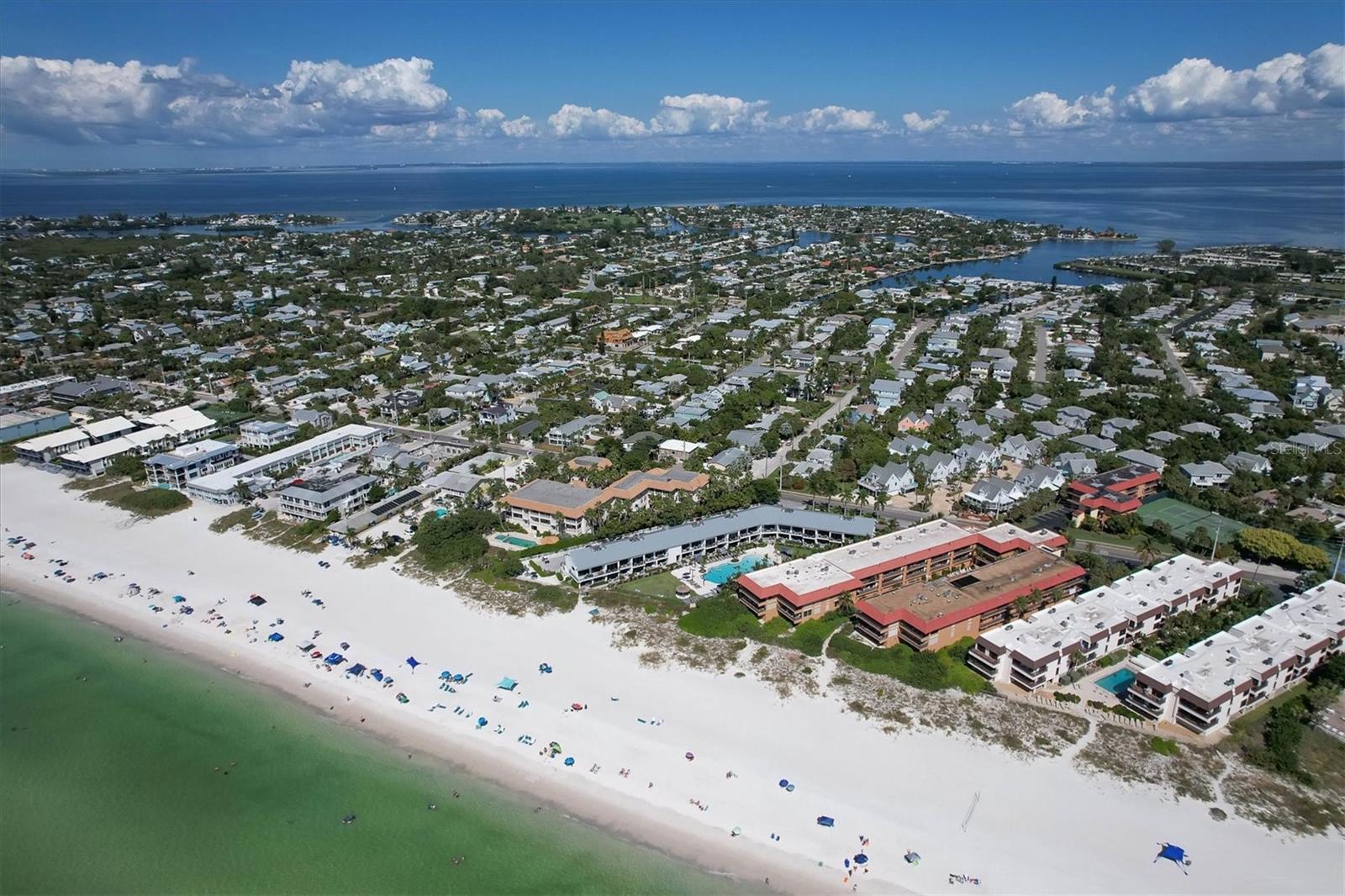 LPLAGE, A CONDO - Residential