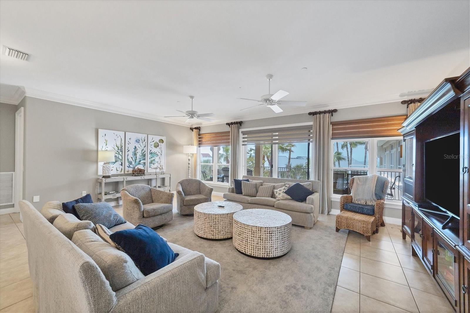 LPLAGE, A CONDO - Residential