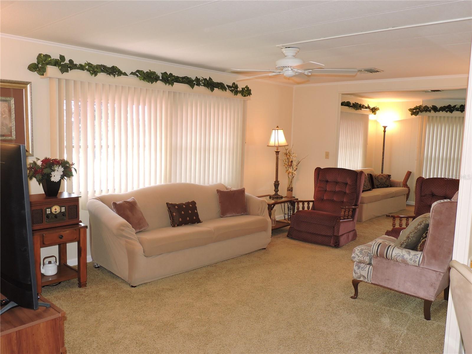 CALOOSA LAKE VILLAGE - Residential