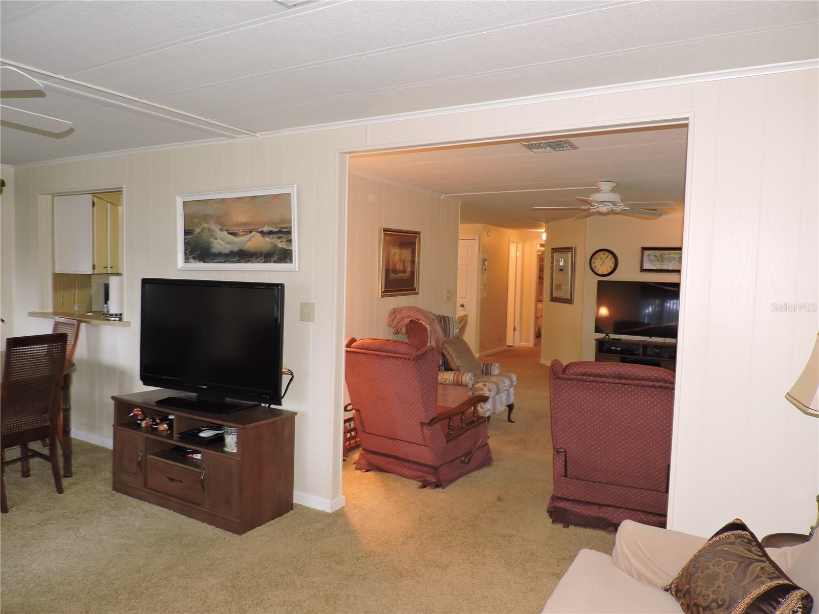 CALOOSA LAKE VILLAGE - Residential