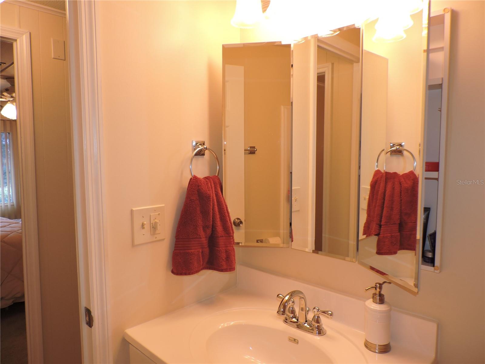 CALOOSA LAKE VILLAGE - Residential