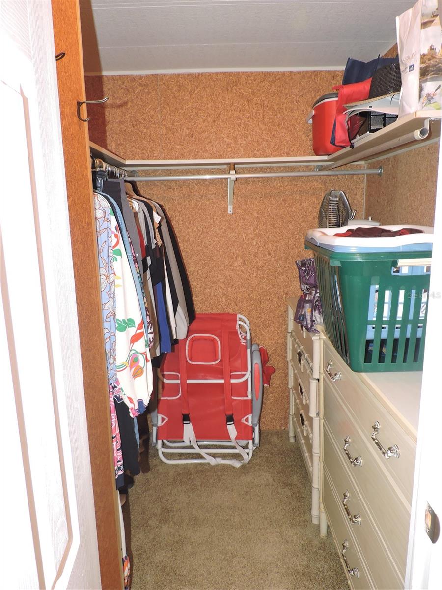 CALOOSA LAKE VILLAGE - Residential