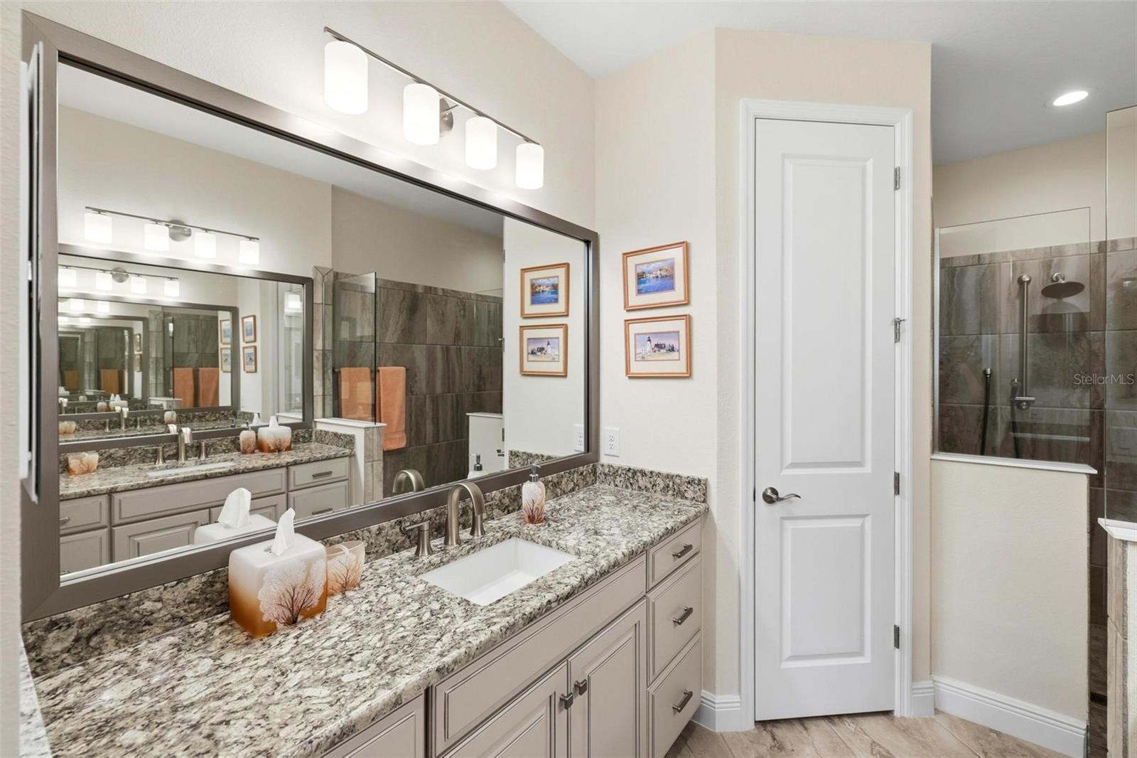 GRAND PALM PHASE 2B - Residential