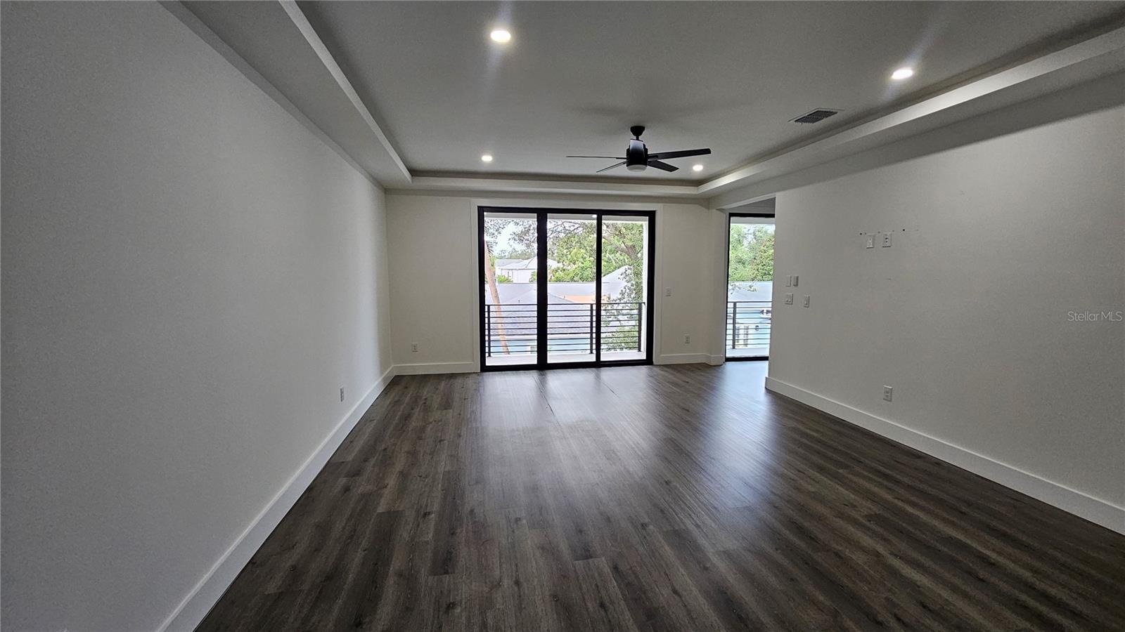 MARYLAND MANOR REV - Residential