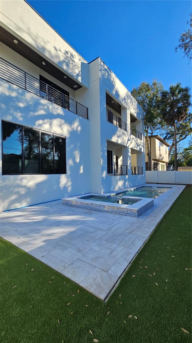 MARYLAND MANOR REV - Residential