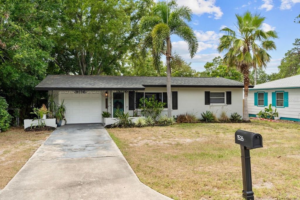 Photo of 1526 San Mateo Drive, Dunedin, FL 34698 (MLS # TB8383452)