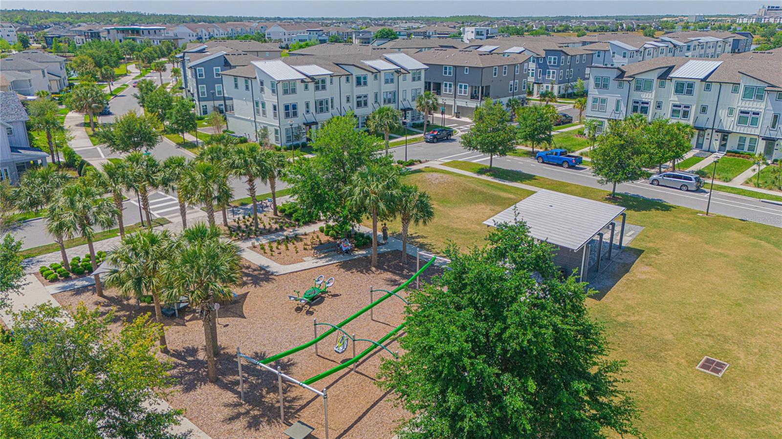 LAUREATE PARK - Residential