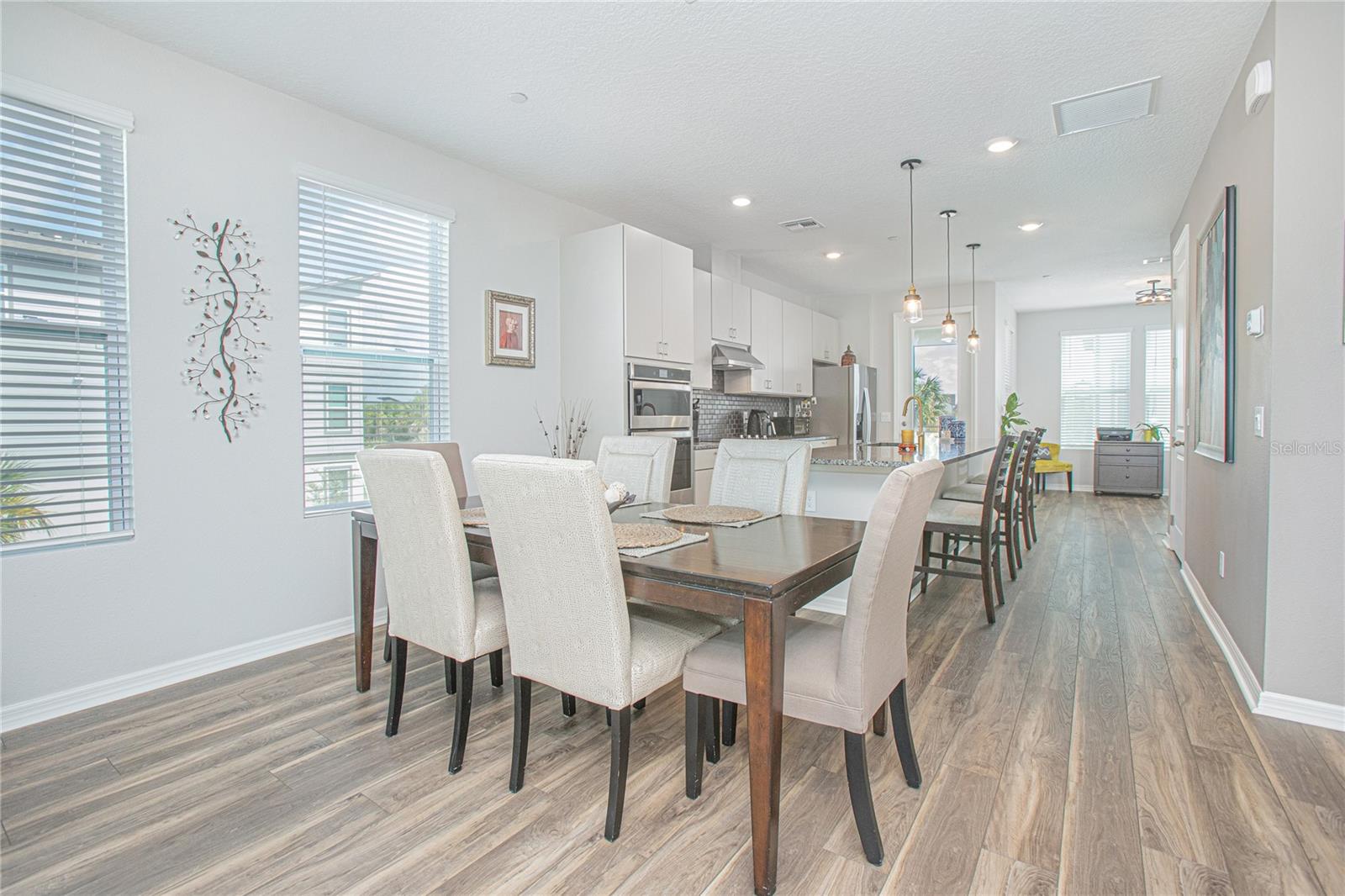 LAUREATE PARK - Residential