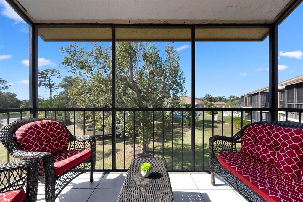 Photo of 612 Bird Bay Drive S #313, Venice, FL 34285 (MLS # N6141870)