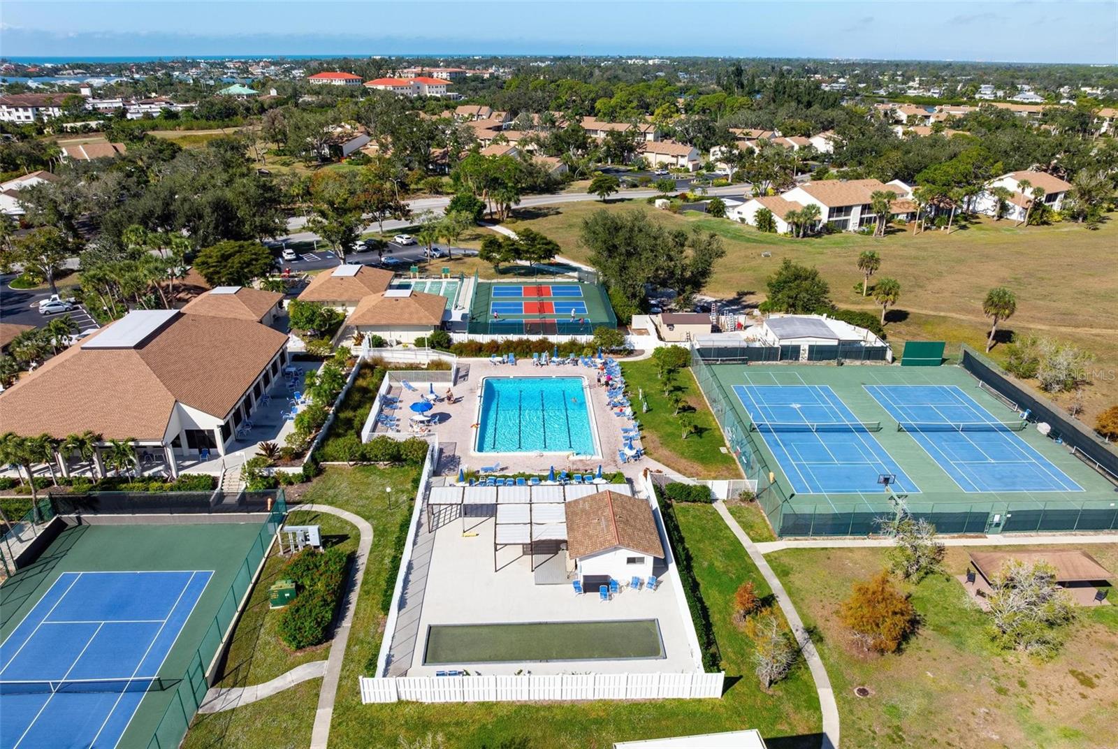 CARDINAL CONDO APTS - Residential