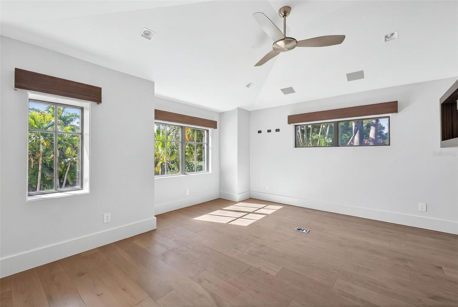 SNELL PARK ESTS - Residential