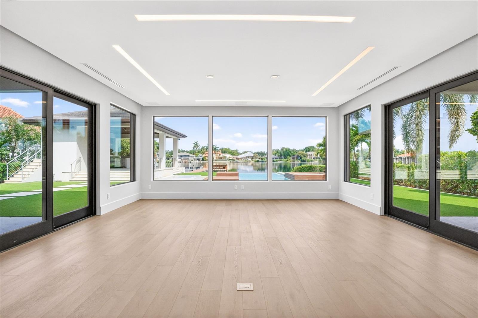 SNELL PARK ESTS - Residential